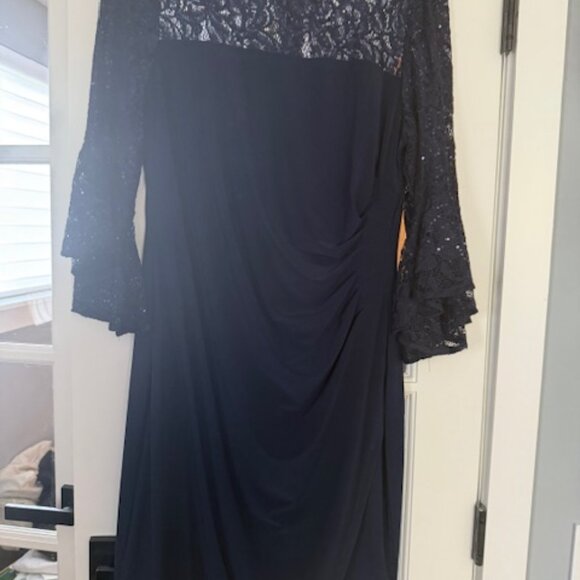 Midnight Blue dress - Picture 1 of 4